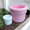 6885757970_kashpo-ribbed-.jpg Кашпо Ribbed — ніжність і стиль у кожній лінії дизайнерський акцент у кімнаті Декоративне кашпо