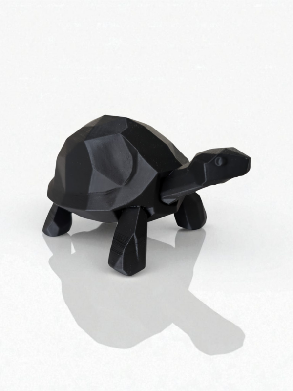 Декоративна статуетка черепахи Low Poly Turtle — геометрична фігура для дому, офісу, кав’ярні, фотозони та подарунка
