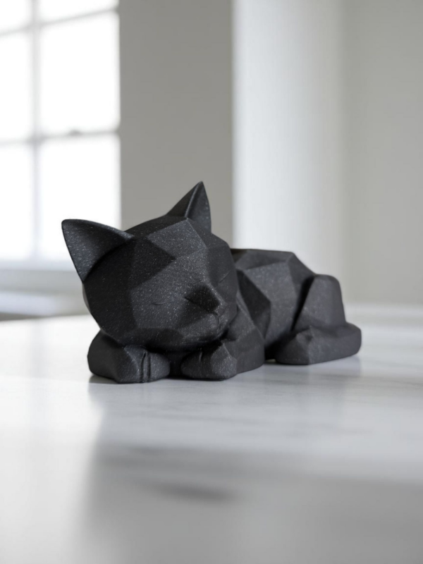 6911823223_geometricheskij-art-kot-v.png Декоративна статуетка кота Low Poly Cat — геометрична фігура кішки для дому, офісу, кав’ярні, фотозони та подарунка