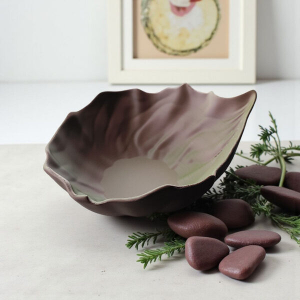 6914377866_sovremennaya-chasha-v.jpg Декоративна миска у формі листка Leaf Bowl — хвиляста чаша для декору, фруктів, свічок, прикрас, фотозони та сучасного інтер’єру