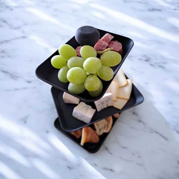 7002527380_trehurovnevaya-servirovochnaya-etazherka.png Етажерка Snack Layer Stand — трирівнева сервірувальна підставка для закусок, фруктів, сирів, випічки та солодощів