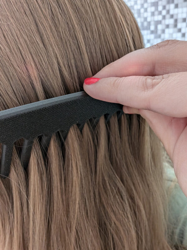 Гребінець для волосся Daily Care Comb з екологічного пластику — мінімалістичний аксесуар для щоденного догляду, ванної кімнати та подорожей