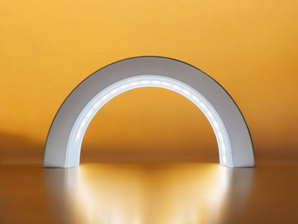 7015286207_dekorativnaya-arka-s.jpg Декоративна арка Nordic Glow Arch з екологічного пластику — мінімалістичний новорічний декор для фотозони, полиці, вітрини та святкового інтер’єру