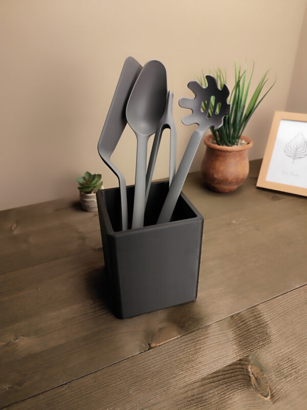 7026156597_kvadratnyj-organajzer-dlya.jpg Квадратний органайзер для кухні Minimal Kitchen Holder — підставка для ложок, лопаток, вінчиків та кухонного приладдя