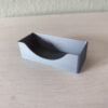 7032415665_dizajnerskij-derzhatel-dlya.jpg Card Arc Stand — настільний тримач для візиток на офісний стіл, ресепшн та салон