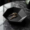7124631647_dekorativnaya-shestiugolnaya-tarelka.jpg Hexa Catch Tray — шестикутна тарілка-органайзер для ключів, прикрас та дрібниць