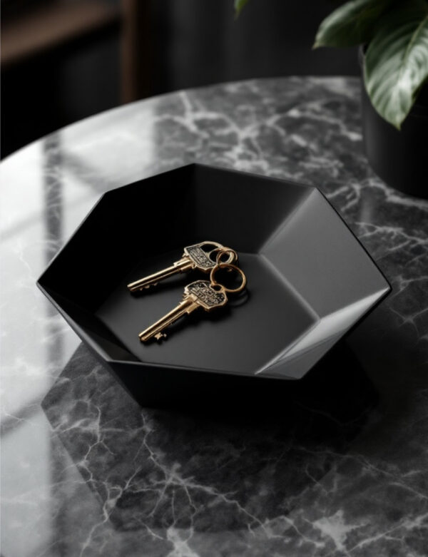 7124631647_dekorativnaya-shestiugolnaya-tarelka.jpg Hexa Catch Tray — шестикутна тарілка-органайзер для ключів, прикрас та дрібниць