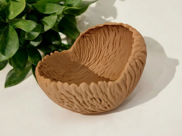 7124661371_miska-dekorativnaya-organicheskoj.jpg Terra Drift — декоративна чаша органічної форми для фруктів та стильного інтер’єру