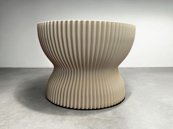 7125766939_miska-dekorativnaya-relefnaya.jpg Ribbed Elegance Bowl — декоративна миска з рельєфними лініями для фруктів, солодощів та інтер’єру