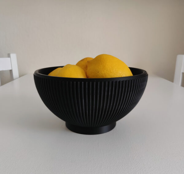 7125846877_miska-dekorativnaya-relefnaya.jpg Relief Line Bowl — декоративна миска з рельєфною текстурою для фруктів, овочів та солодощів