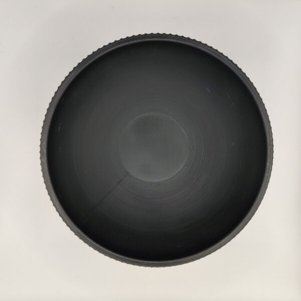 7125846888_miska-dekorativnaya-relefnaya.jpg Relief Line Bowl — декоративна миска з рельєфною текстурою для фруктів, овочів та солодощів