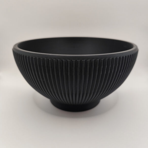 7125847010_miska-dekorativnaya-relefnaya.jpg Relief Line Bowl — декоративна миска з рельєфною текстурою для фруктів, овочів та солодощів