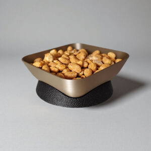 Square Stand Bowl — декоративна чаша на підставці для снеків, горіхів та сервірування